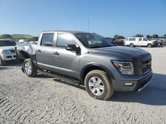 1N6AA1ED1MN532463 - 2021 NISSAN TITAN SV GRAY photo 4