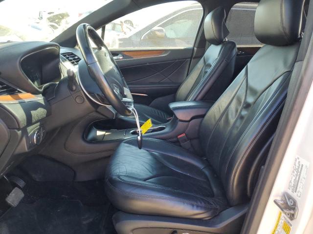 5LMTJ2DH8HUL01831 - 2017 LINCOLN MKC SELECT WHITE photo 7
