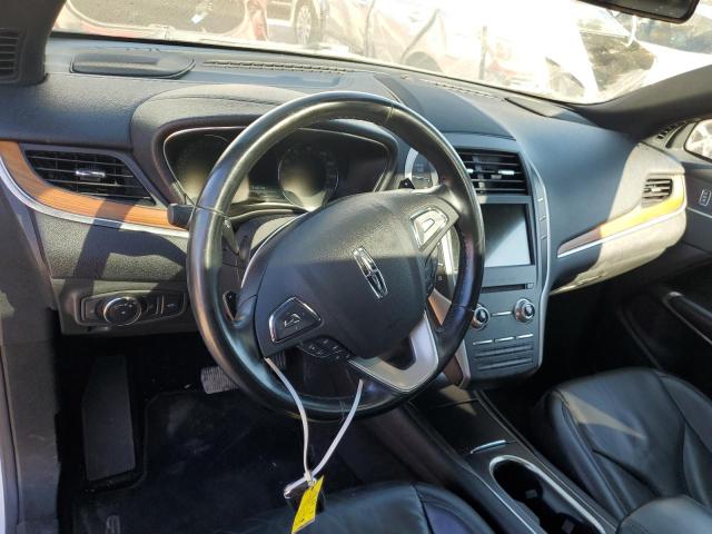 5LMTJ2DH8HUL01831 - 2017 LINCOLN MKC SELECT WHITE photo 8