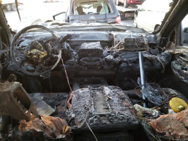 1GCHK23617F503777 - 2007 CHEVROLET SILV2500 4 BURN photo 8