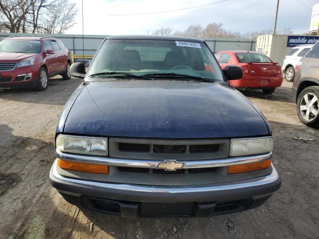 1GCCS145628232111 - 2002 CHEVROLET S TRUCK S1 BLUE photo 5