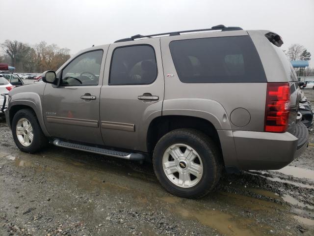 1GNSKBE08BR230138 - 2011 CHEVROLET TAHOE K150 GRAY photo 2