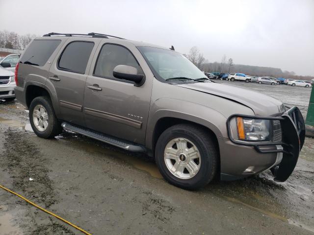 1GNSKBE08BR230138 - 2011 CHEVROLET TAHOE K150 GRAY photo 4