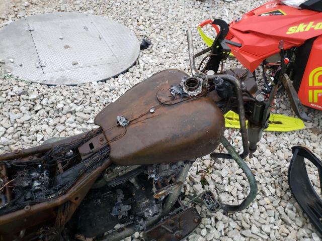 1HD1FC4107Y632675 - 2007 HARLEY-DAVIDSON FLHTCUI 烧焦的 照片 5