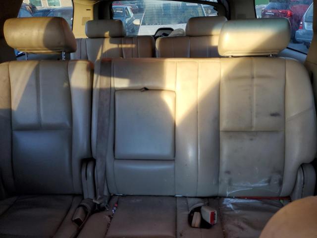 1GNFK16368R161334 - 2008 CHEVROLET SUBURBAN K WHITE photo 10