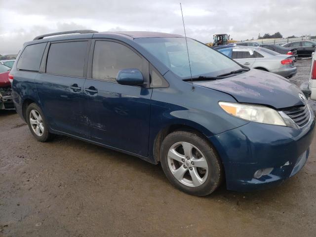 5TDKK3DC4BS011169 - 2011 TOYOTA SIENNA LE BLUE photo 4