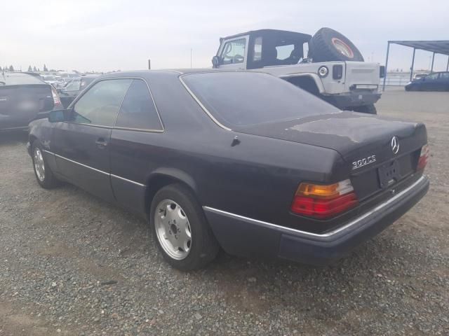 WDBEA51D9LB221525 - 1990 MERCEDES-BENZ 300 CE GRAY photo 2