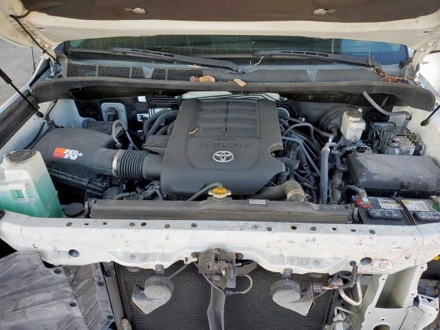 5TFRM5F14JX122832 - 2018 TOYOTA TUNDRA DOU WHITE photo 7