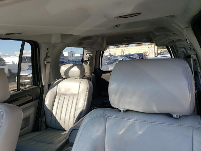 5LMFU28R04LJ22464 - 2004 LINCOLN NAVIGATOR 白色 照片 10