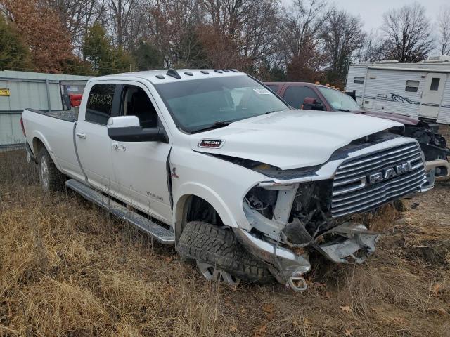 3C63R3JL8MG669705 - 2021 RAM 3500 LARAM WHITE photo 4