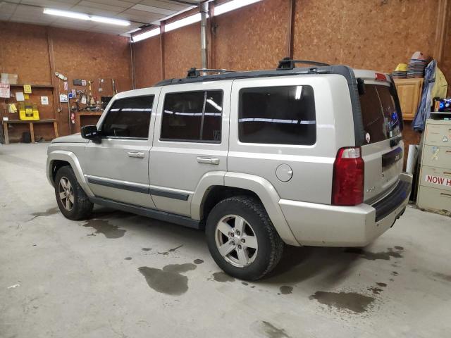 1J8HG48K08C218812 - 2008 JEEP COMMANDER 银色 照片 2