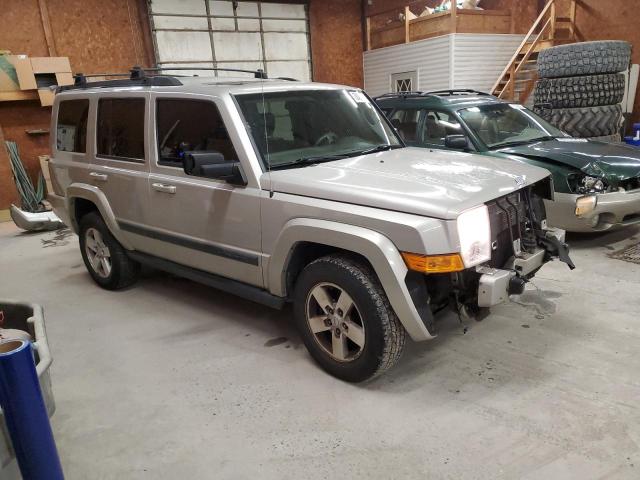 1J8HG48K08C218812 - 2008 JEEP COMMANDER 银色 照片 4