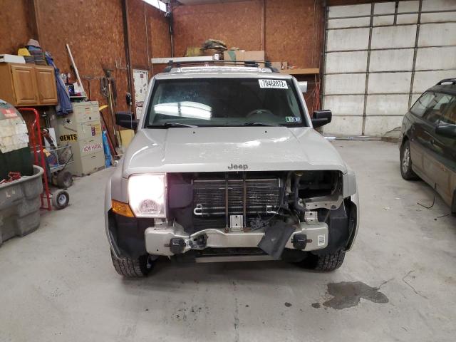 1J8HG48K08C218812 - 2008 JEEP COMMANDER 银色 照片 5