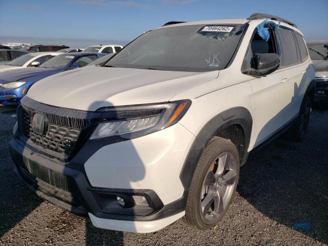 5FNYF8H94LB002813 - 2020 HONDA PASSPORT T WHITE photo 2