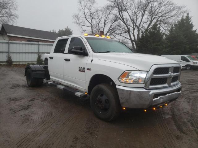 3C7WRTCJ1FG608316 - 2015 RAM 3500 WHITE photo 4