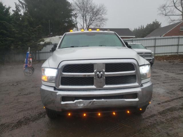 3C7WRTCJ1FG608316 - 2015 RAM 3500 WHITE photo 5