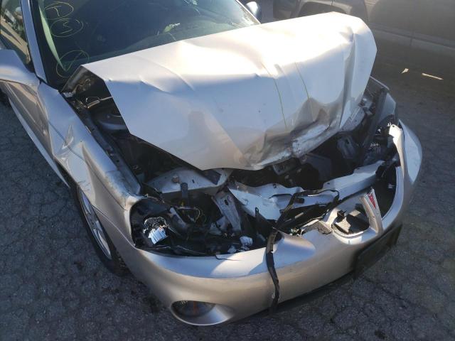 2G2WP552481193805 - 2008 PONTIAC GRAND PRIX ვერცხლისფერი ფოტო 9