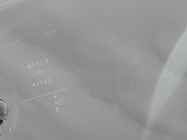 SJKCH5CP5JA054155 - 2018 INFINITI QX30 BASE PINK photo 9