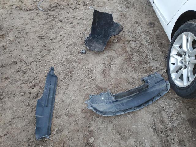 1G11C5SL9FF208022 - 2015 CHEVROLET MALIBU 1LT თეთრი ფოტო 12