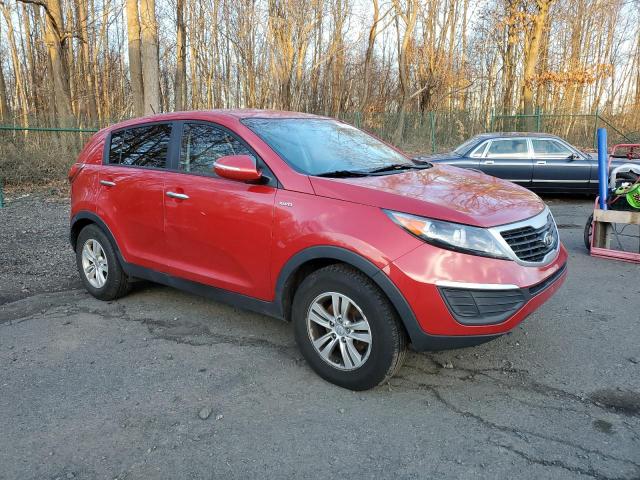 KNDPBCA25B7095448 - 2011 KIA SPORTAGE L RED photo 4