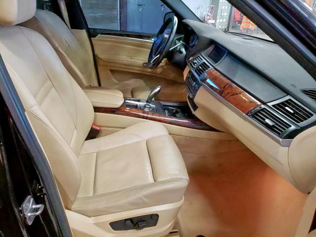 5UXZV4C50CL743833 - 2012 BMW X5 XDRIVE3 BLACK photo 5