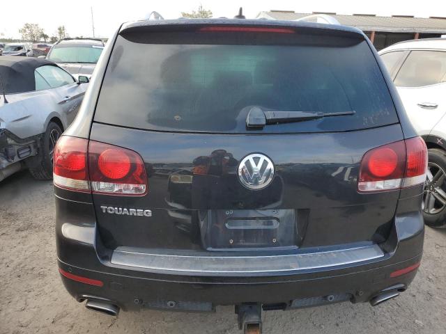 WVGAK7A95AD002384 - 2010 VOLKSWAGEN TOUAREG TD BLACK photo 6