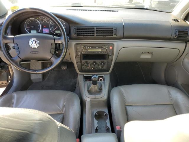 WVWPD63B41P138703 - 2001 VOLKSWAGEN PASSAT GLS GRAY photo 8