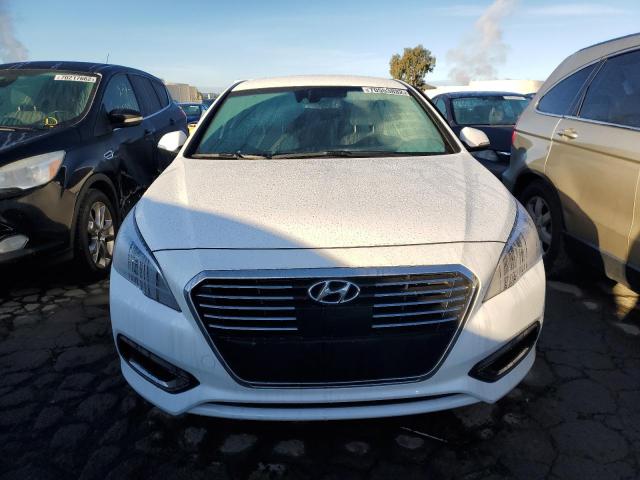 KMHE54L2XGA029758 - 2016 HYUNDAI SONATA PLU WHITE photo 5