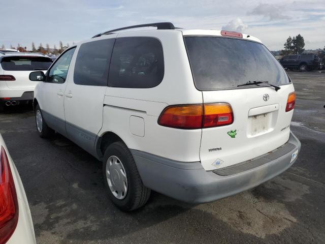 4T3ZF13C2WU078253 - 1998 TOYOTA SIENNA LE WHITE photo 2