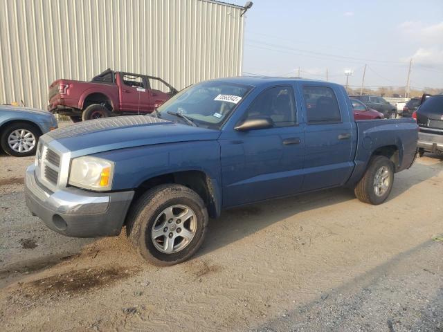 1D7HE48N95S217916 - 2005 DODGE DAKOTA QUA BLUE photo 1