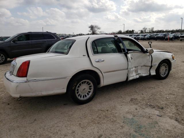 1LNHM83W61Y661178 - 2001 LINCOLN TOWN CAR C WHITE photo 3