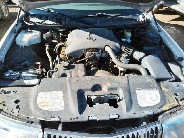 1LNHM81W3YY821546 - 2000 LINCOLN TOWN CAR E SILVER photo 11