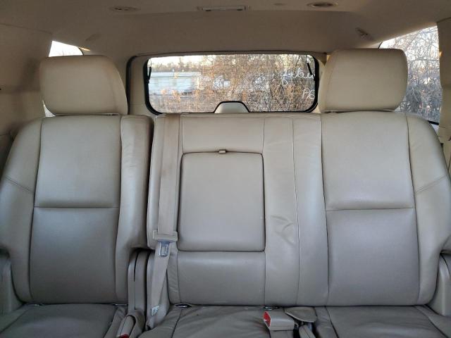 1GYS4EEJ6BR326163 - 2011 CADILLAC ESCALADE H WHITE photo 10