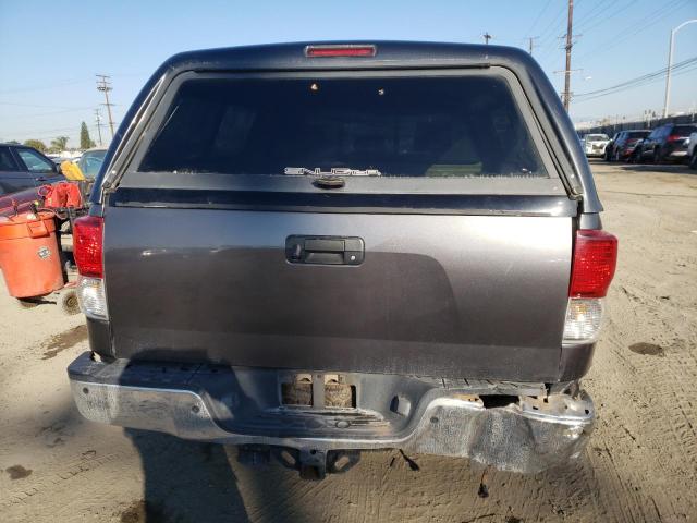 5TFUY5F12CX218945 - 2012 TOYOTA TUNDRA DOU GRAY photo 6