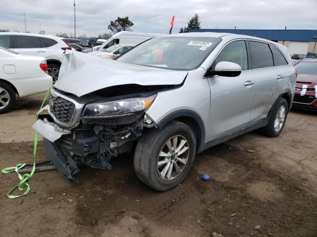 5XYPG4A35KG577761 - 2019 KIA SORENTO L SILVER photo 1