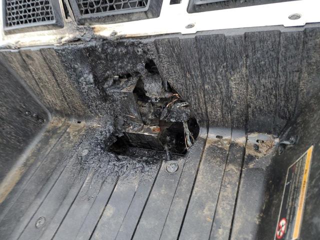 4UF14MPV4ET300799 - 2014 ARCTIC CAT WILDCAT X TWO TONE photo 9