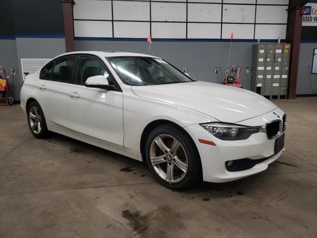 WBA3C3C52EF983505 - 2014 BMW 320 I XDRI WHITE photo 4