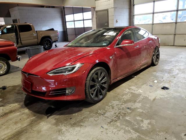 5YJSA1E22JF****** - 2018 TESLA MODEL S Rojo foto 1