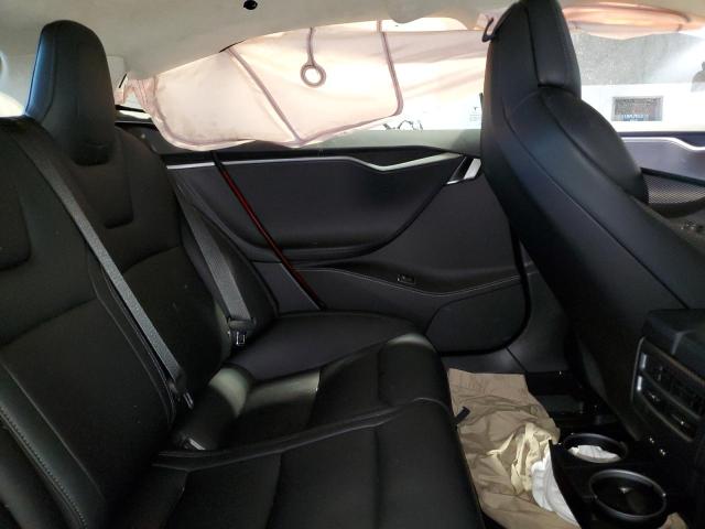 5YJSA1E22JF****** - 2018 TESLA MODEL S Rojo foto 10