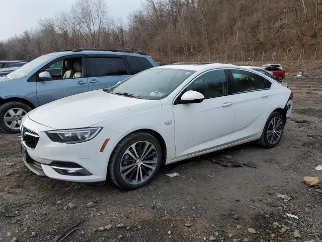 W04GM6SX1J1134117 - 2018 BUICK REGAL PREF WHITE photo 1