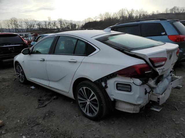 W04GM6SX1J1134117 - 2018 BUICK REGAL PREF WHITE photo 2