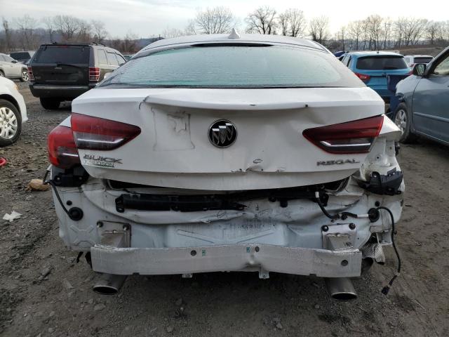 W04GM6SX1J1134117 - 2018 BUICK REGAL PREF WHITE photo 6