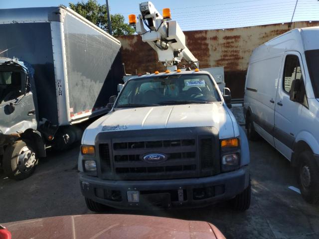 1FD4F46Y08EC32502 - 2008 FORD F450 SUPER WHITE photo 5