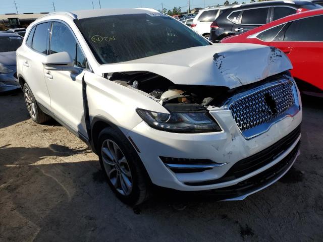 5LMCJ2C94KUL06431 - 2019 LINCOLN MKC SELECT WHITE photo 4