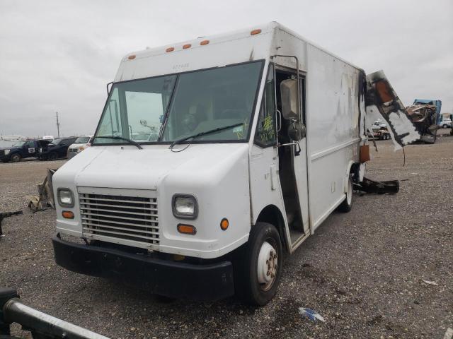 4UZAAPDH05CV62394 - 2005 FREIGHTLINER CHASSIS M WHITE photo 2