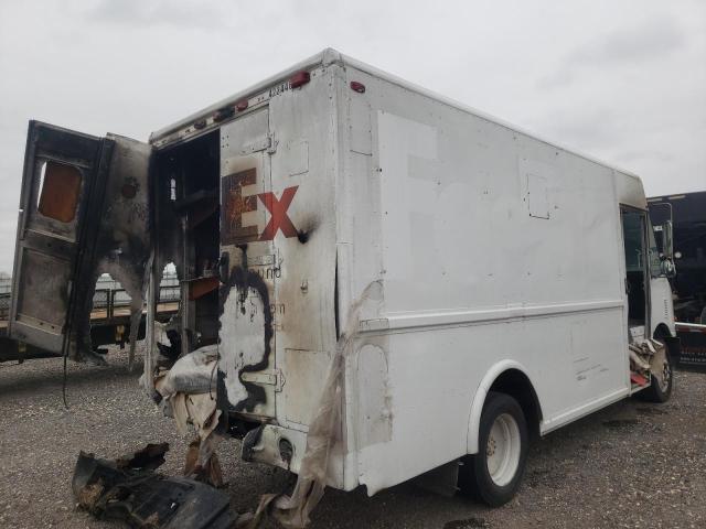 4UZAAPDH05CV62394 - 2005 FREIGHTLINER CHASSIS M WHITE photo 4