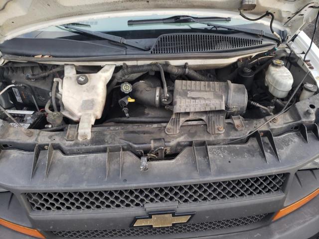 1GCSGAFX0B1170127 - 2011 CHEVROLET EXPRESS G1 WHITE photo 12