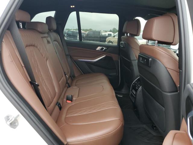5UXCR4C0XP9N48419 - 2023 BMW X5 SDRIVE WHITE photo 11