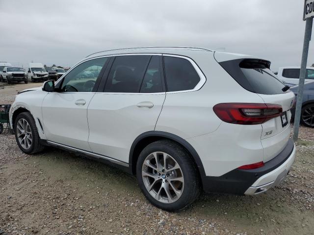 5UXCR4C0XP9N48419 - 2023 BMW X5 SDRIVE WHITE photo 2