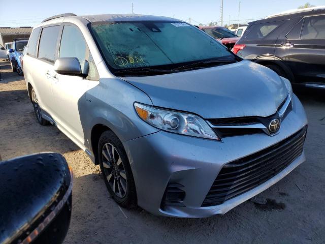 5TDJZ3DC9KS214016 - 2019 TOYOTA SIENNA LE SILVER photo 4